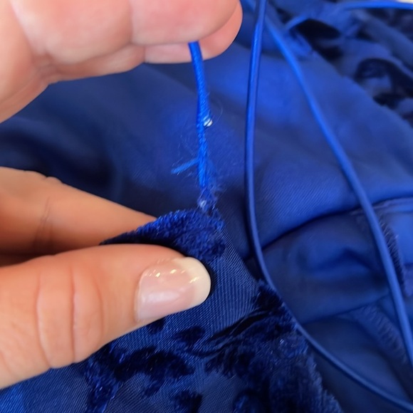 City Studio Blue Velvet Open Back VNeck Sleeveless Dress Size M New with Flaw - Picture 12 of 13